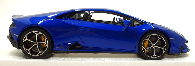 Autoart 1/18 Scale Diecast 79212 - Lamborghini Huracan Evo - Blue Nethuns