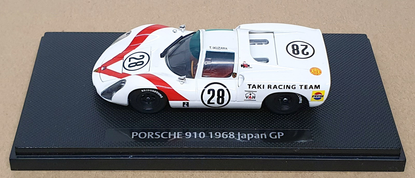 Ebbro 1/43 Scale 638 - Porsche 910 #28 Japan GP 1968 T. Ikuzawa - White/Red