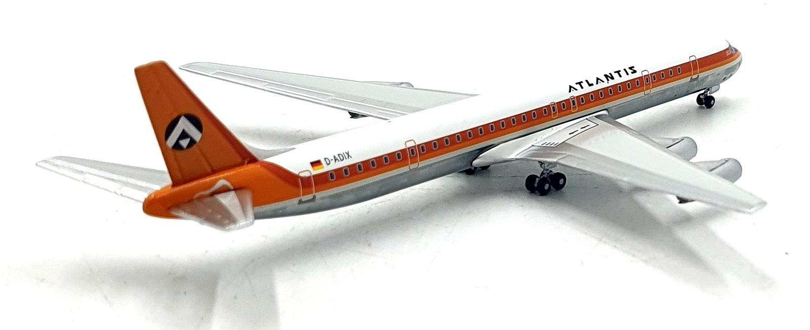 Aero Classics 1/400 Scale 300326B - Atlantis D-ADIX Douglas DC-8-63CF Aircraft
