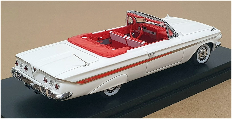 Goldvarg 1/43 Scale GC-062A - 1961 Chevrolet Impala Convertible - White