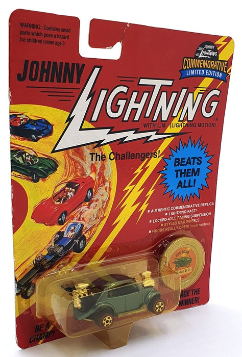 Johnny Lightning 1/64 Scale 100-170 - The Challengers VW Bug Bomb - Blue