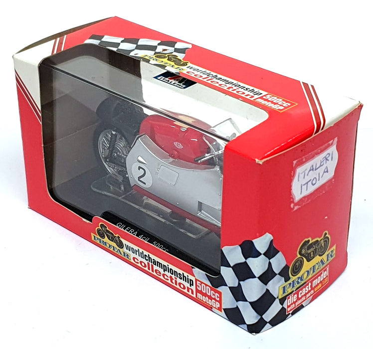 Italeri 1/22 Scale IT01A - Gilera 4 cil. 500cc World Champion 1955 G. Duke