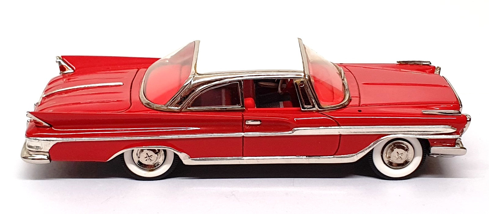 Conquest Models 1/43 Scale CON63 - 1961 Desoto 2Dr Hardtop - Majestic Red/White