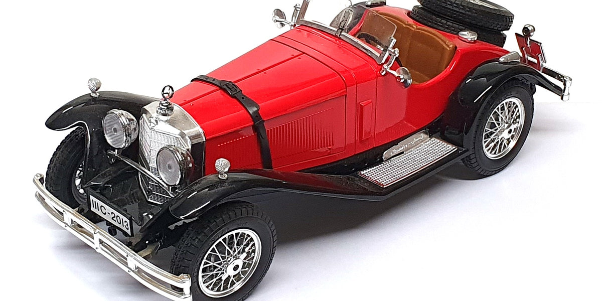 Burago 1/18 Scale Diecast 26725J - 1928 Mercedes Benz SSK - Red