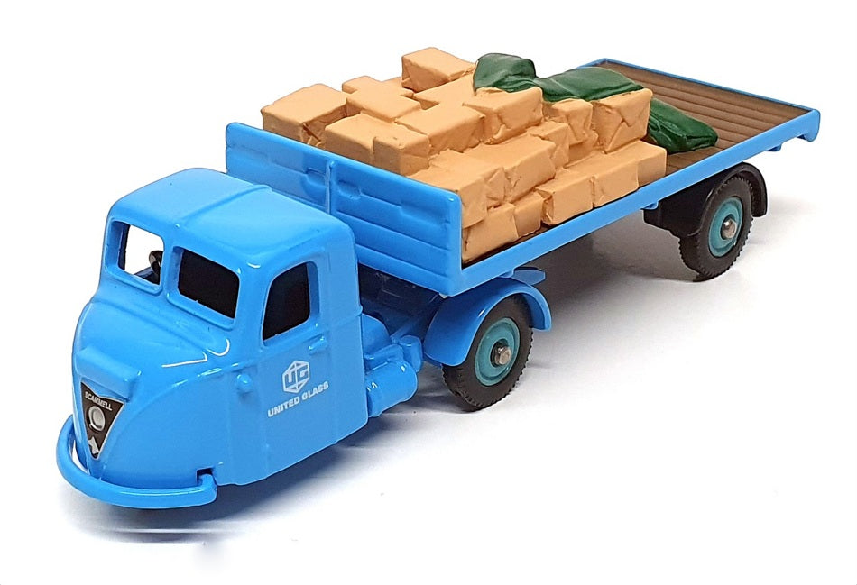 Lledo 1/76 Scale DG148011 - Scammell Scarab & Parcel Load (United Glass) Blue