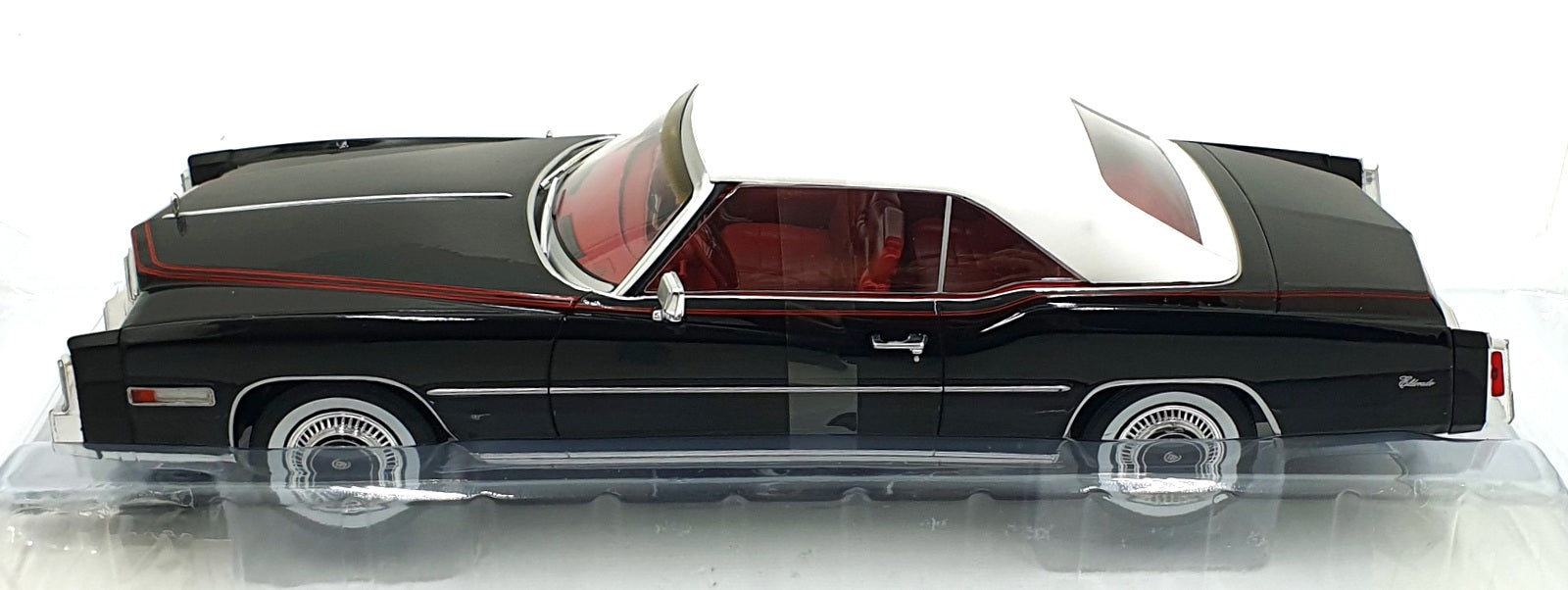 MCG 1/18 Scale Diecast MCG18473 - Cadillac Eldorado Convertible - Black