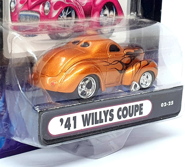 Muscle Machines 1/64 Scale 71161 02-25 - 1941 Willys Coupe - Copper + Flames