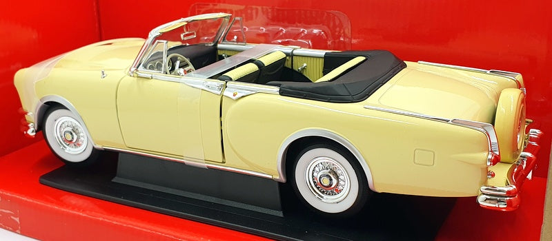 Road Signature 1/18 Scale Diecast 92798 - 1953 Packard Caribbean - Cream