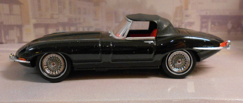 Dinky 1/43 Scale Diecast Model DY001/C 1967 JAGUAR 'E' TYPE MK 1 1/2 BLACK