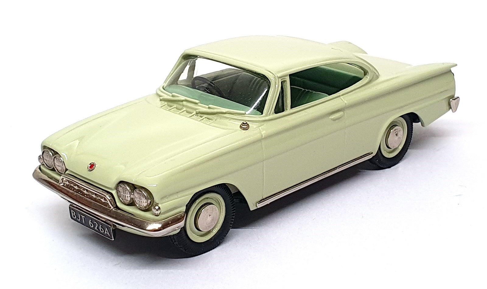 Lansdowne Models 1/43 Scale LDM24 - 1961 Ford Capri Coupe - Lt. Green