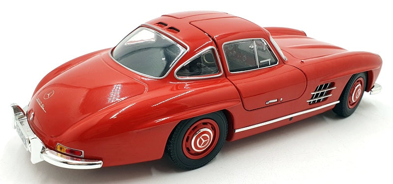 Minichamps 1/18 scale Diecast DC8524F - Mercedes-Benz 300 SL - Red