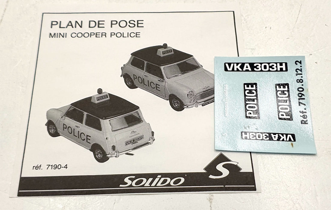 Solido 1/18 Scale Diecast  7190-4 - Mini Cooper Police - Cream/Black