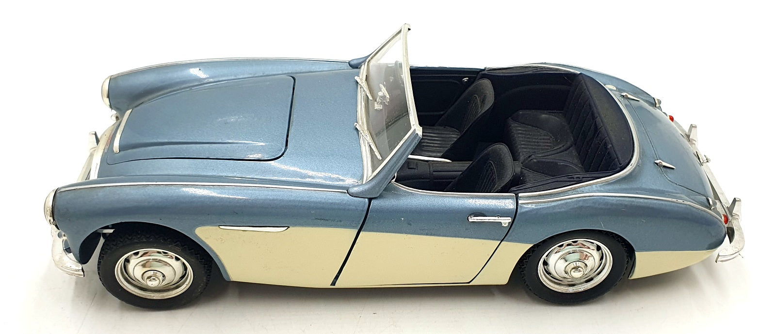 Ertl 1/18 Scale Diecast 22426L - Austin Healey 100 - Blue/Cream