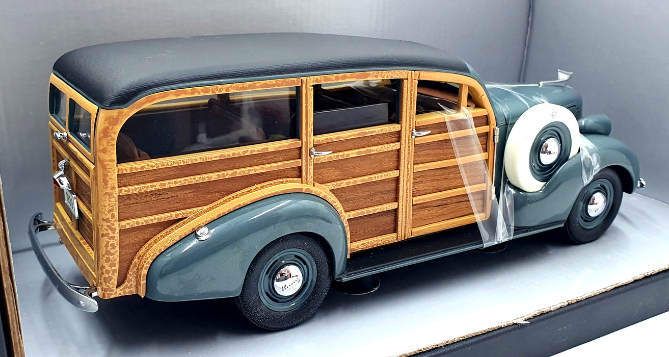 Motor City Classics 1/18 Scale Diecast 70004 - 1939 Chevy Woody Wagon Grey