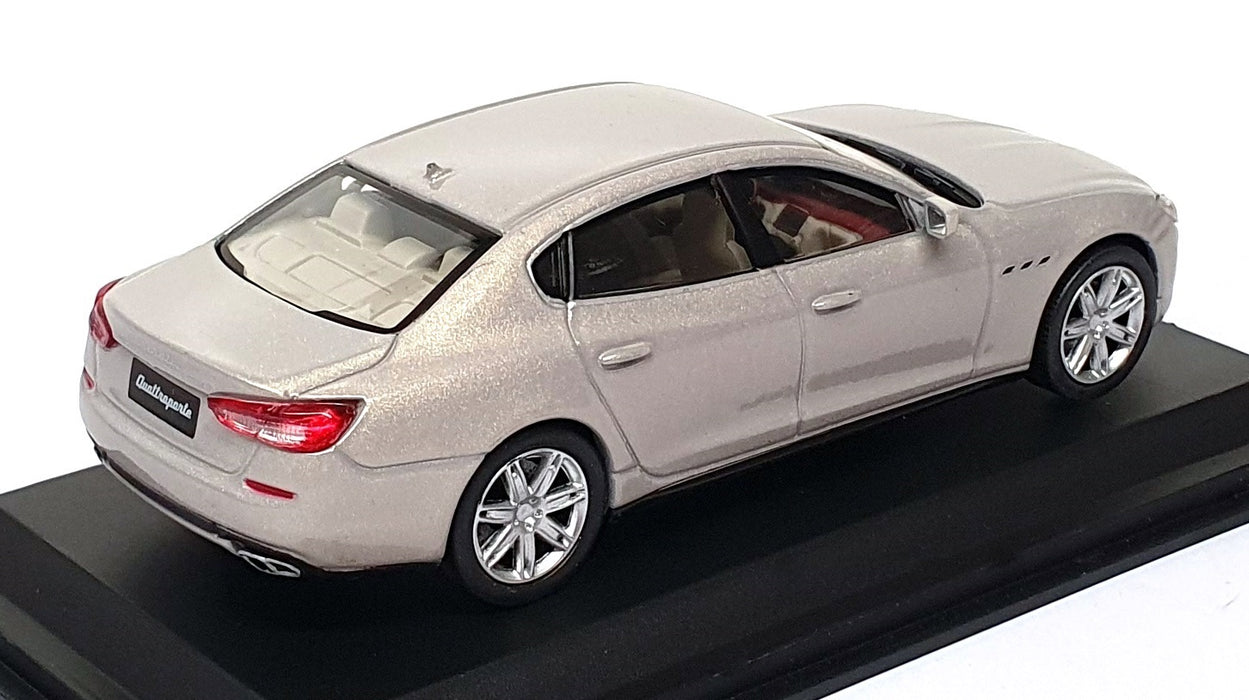 Whitebox 1/43 Scale WBS039 - Maserati Quattroporte GTS - Met. Grey