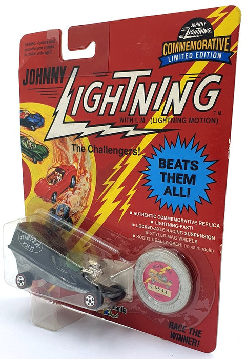 Johnny Lightning 1/64 Scale 100-150 - The Challengers Movin' Van - Black