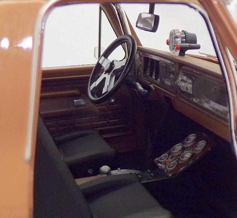 Greenlight 1/18 Scale Diecast 13557 BFT Ford F-350 Monster Truck Two-Tone Brown