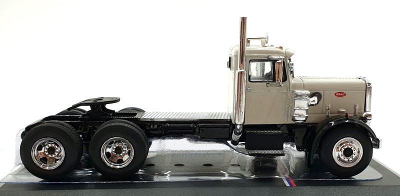 Ixo 1/64 Scale U64TR003 - 1955 Peterbilt 281 - White