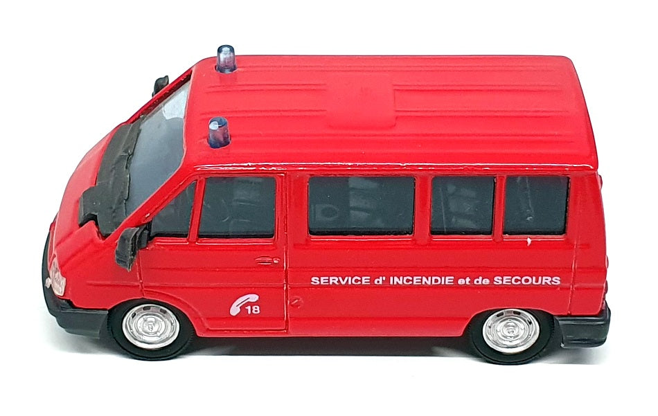 Solido 1/50 Scale 2141 - Renault Traffic Bus Incendie et de Secours Fire - Red