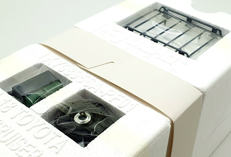 Kyosho 1/18 Scale Diecast 08956XBL - Toyota Land Cruiser 60 - Blue