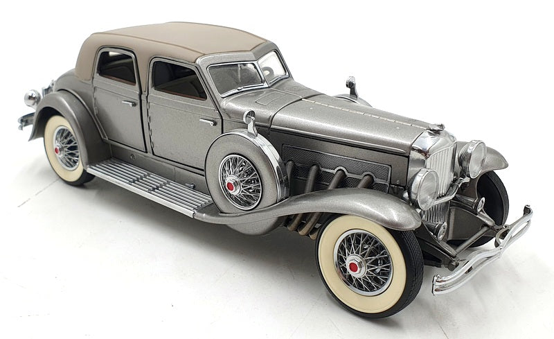 Franklin Mint 1/24 Scale 6525Q - 1933 Duesenberg SJ Twenty Grand  Silver/Grey