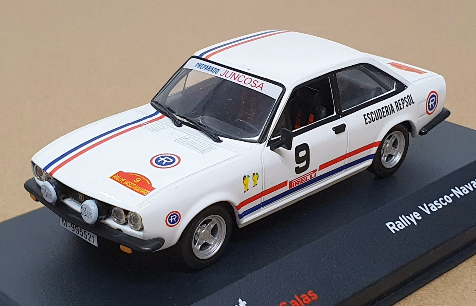 Altaya 1/43 Scale ST124 - Seat 124 Sport #9 Rallye Vasco-Navarro 1971