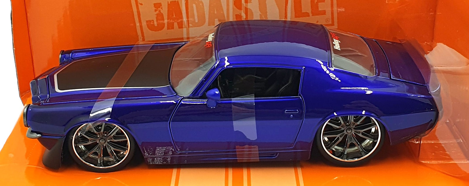Jada Bigtime Muscle 1/24 Scale Diecast 36592 - 1971 Chevrolet Camaro Met. Purple
