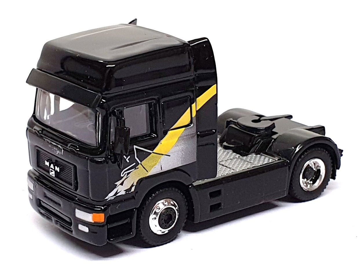 Schuco 1/87 Scale 22600 - MAN F2000 Solozugmaschine Truck - Black