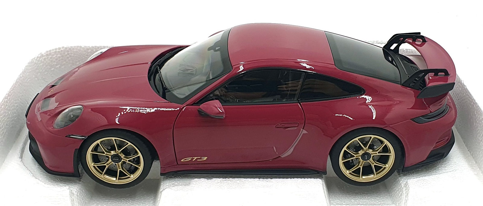 Norev 1/18 Scale Diecast 187381 - 2021 Porsche 911 GT3 - Sternrubin Neo