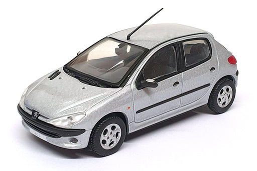 Norev 1/43 Scale Diecast 99206P - 1999 Peugeot 206XT Premium - Silver