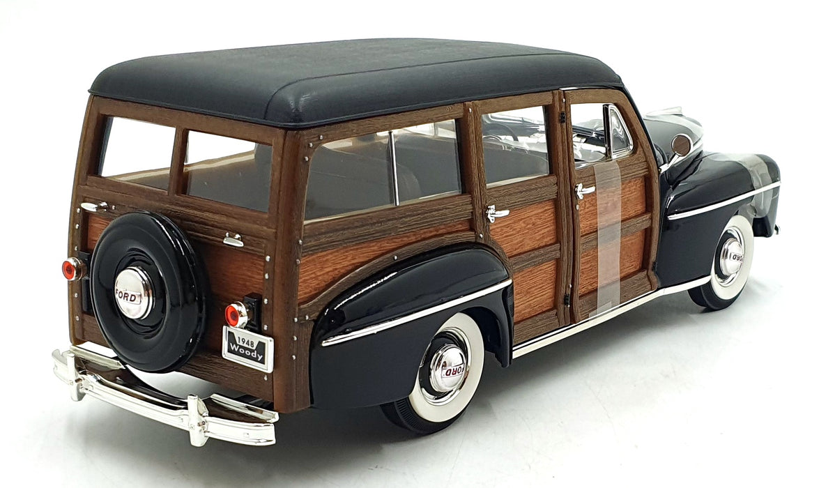 Signature Models 1/18 Scale 2860 - 1948 Ford Woody - Black