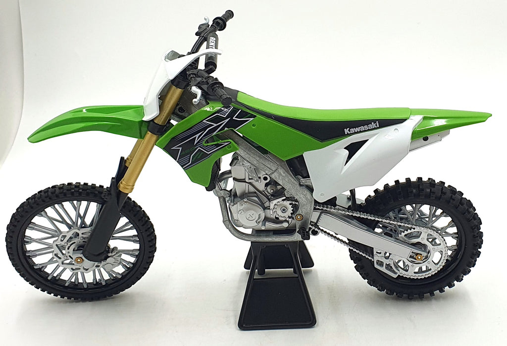 NewRay 1/6 Scale 49653 - Kawasaki KX450 Motorbike - Green/White