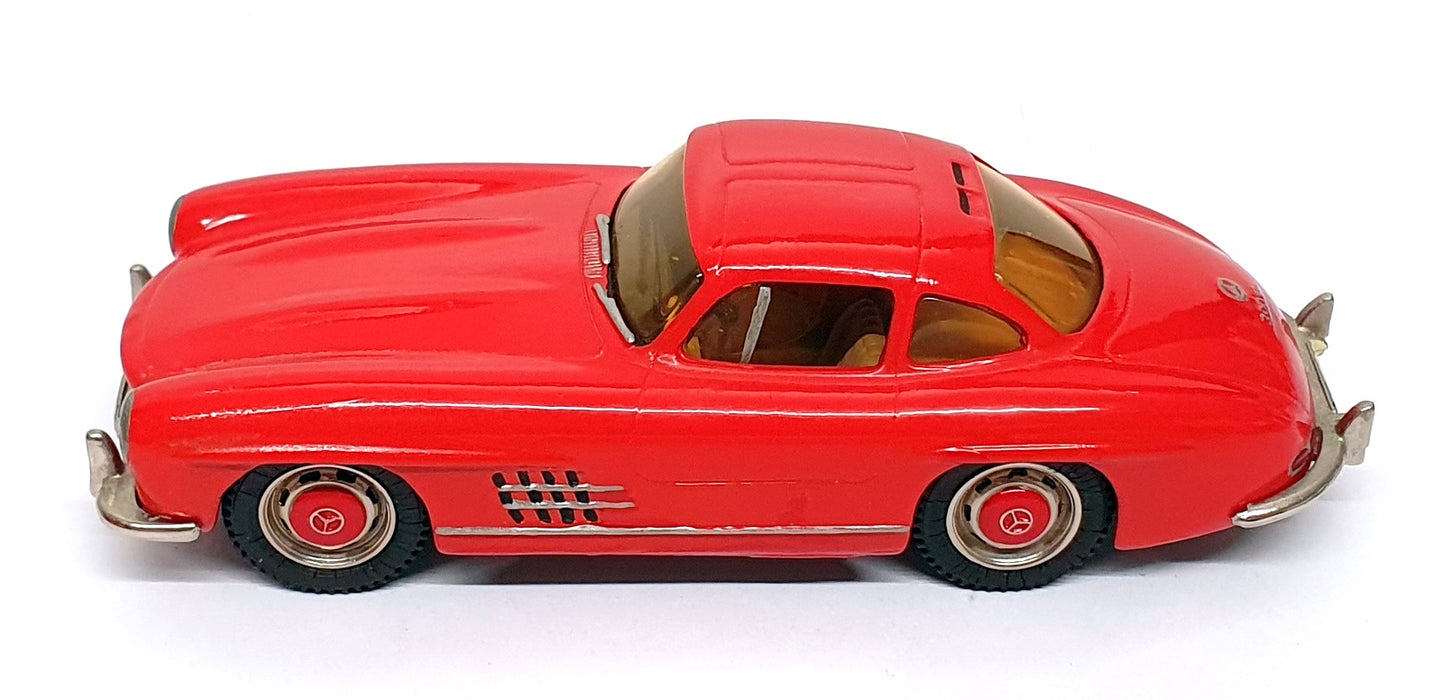 Somerville Models 1/43 Scale Built Kit 105K - Mercedes Benz 300SL - Red