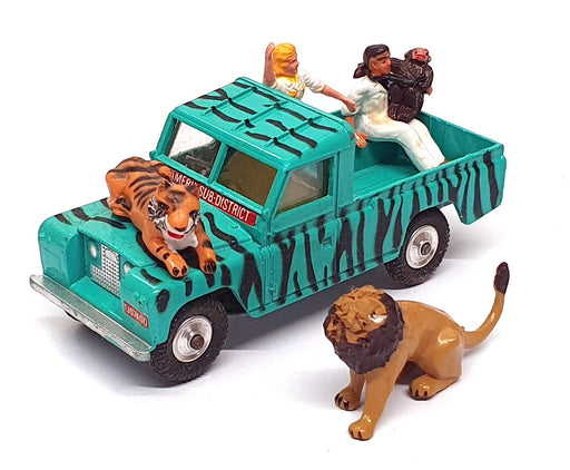 Corgi Toys Original Diecast Gift Set 7 Land Rover With Figures & Animals Daktari