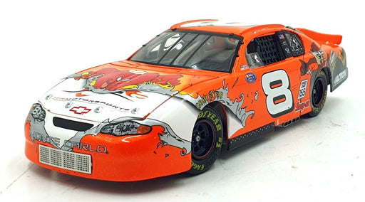 Action 1/24 Scale 103234 - Chevrolet 2002 NASCAR #8 Looney Tunes - Earnhardt Jr.