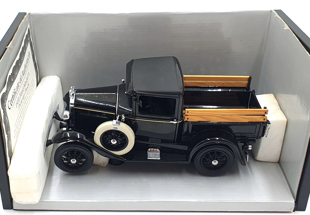 Motor City 1/18 Scale Diecast 11006 - 1931 Ford Model A Pick Up - Black