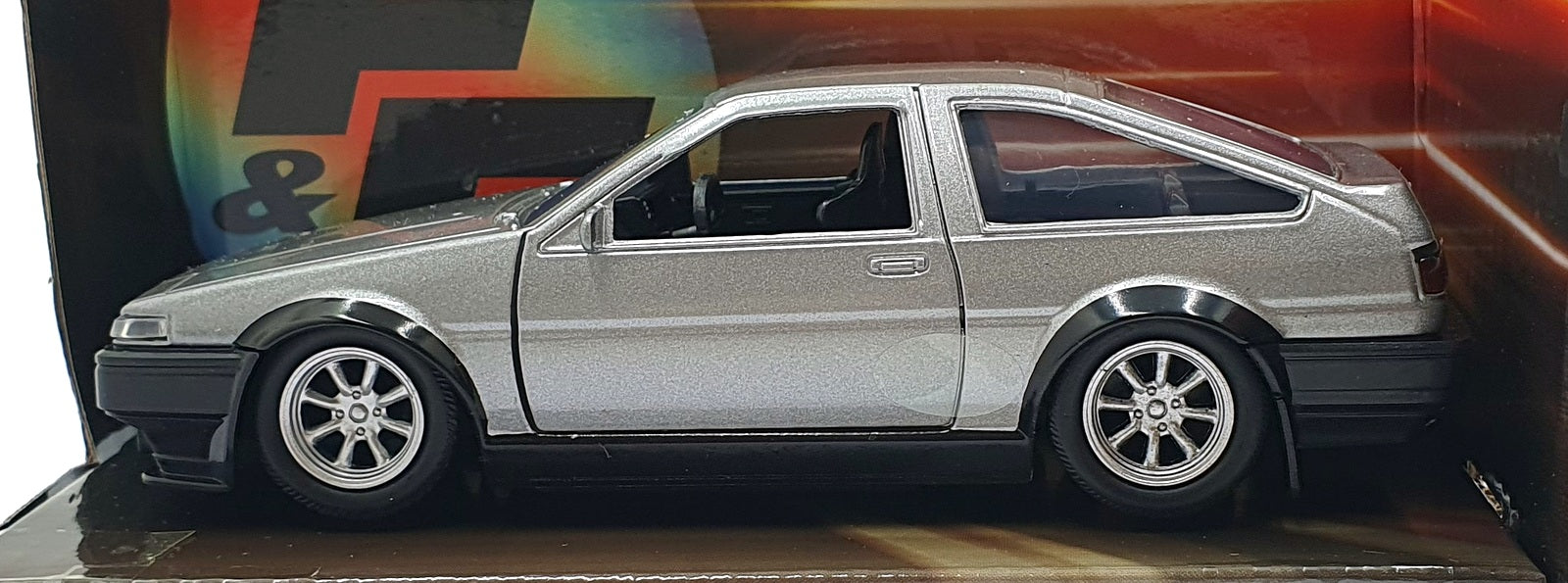 Jada 1/32 Scale 24705 - Fast & Furious 1986 Toyota Trueno (AE86) - Silver