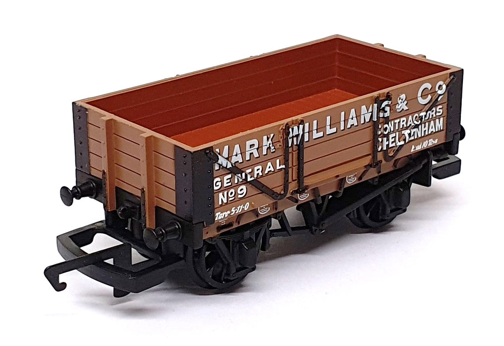 Hornby OO Gauge (1/76) R 6112 - 4 Plank Wagon Mark Williams & Co. Brown
