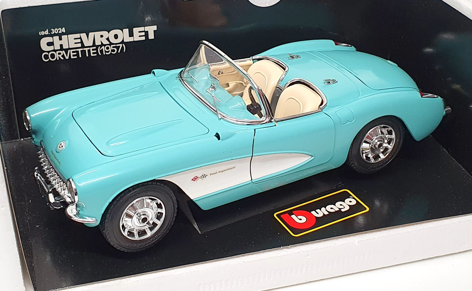 Burago 1/18 Scale Diecast 3024 - 1957 Chevrolet Corvette - Turquoise/White