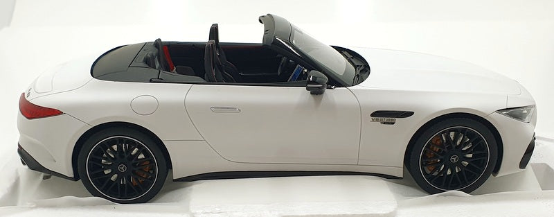 Top Speed 1/18 Scale TS0461 - Mercedes-AMG SL 63 - white