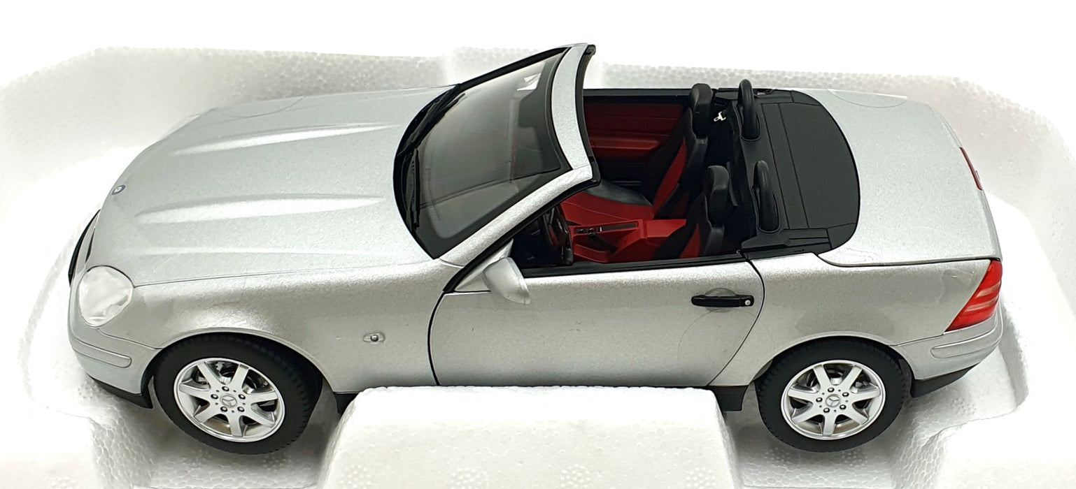 Norev 1/18 Scale Diecast 183020 - 1996 Mercedes-Benz SLK - Brilliant Silver