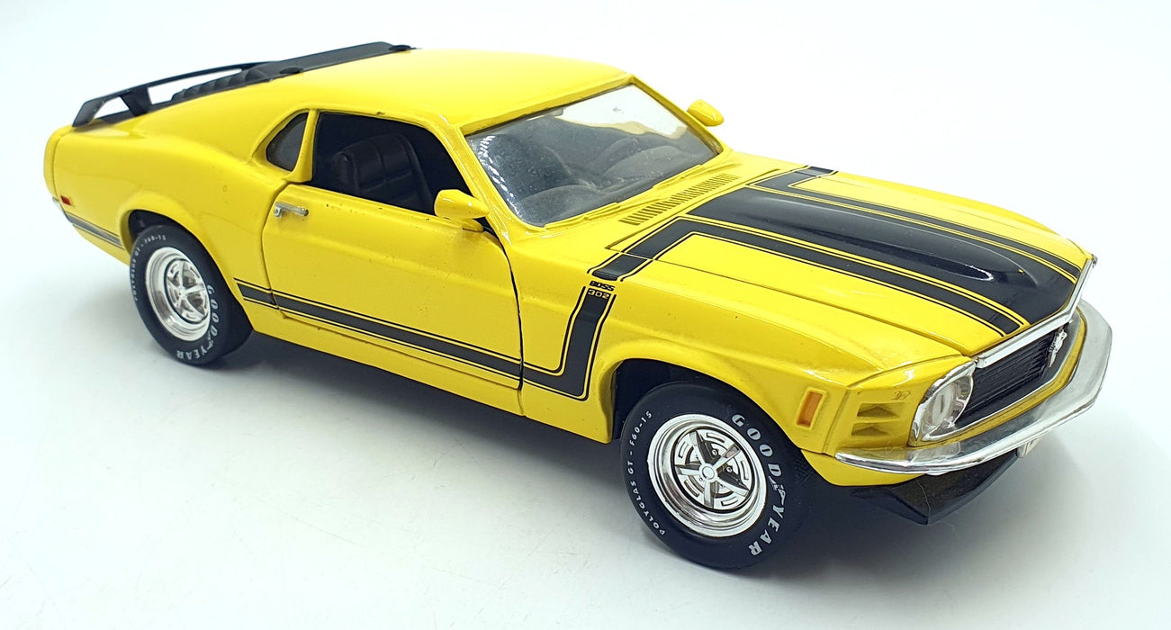 Ertl 1/18 Scale Diecast 12226Q - 1970 Ford Mustang Boss 302 - Yellow/Black