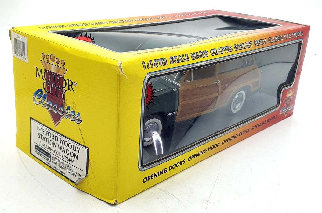 Motor City Classics 1/18 Scale 31003 1949 Ford Woody Station wagon Meadow Green