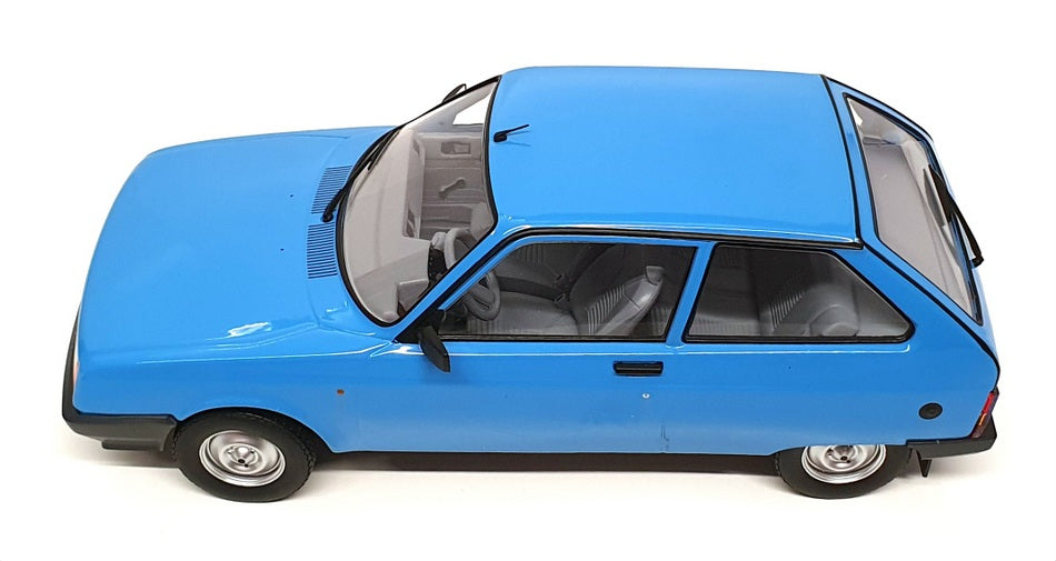 Triple9 1/18 Scale Diecast T9-1800333 - 1992 Oltcit Club 11 RL - Blue