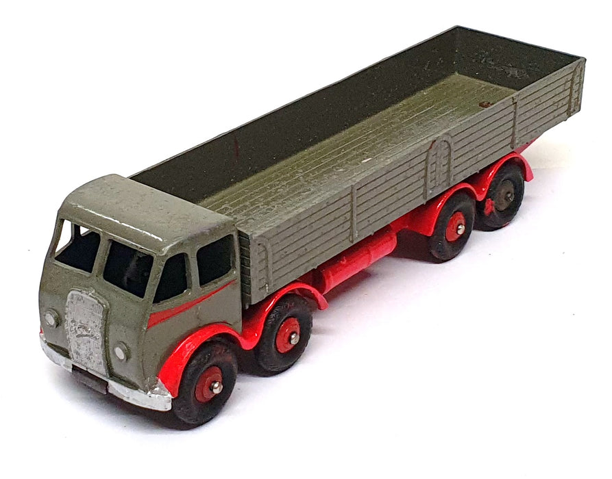 Dinky Toys Original Diecast 901 - Foden Diesel 8Wh. Wagon - Grey/Red