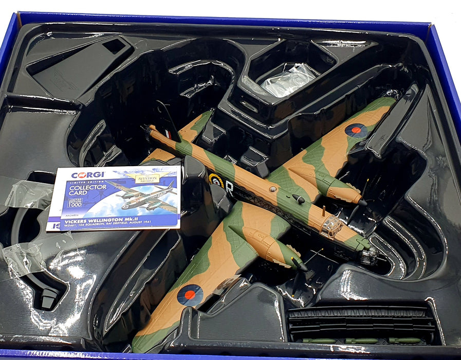 Corgi 1/72 Scale Diecast AA34806 Vickers Wellington MK2 W5461 104 Sqn Driffield