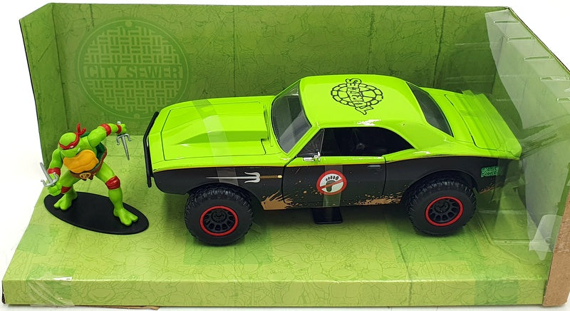 Jada 1/24 Scale Diecast 80456 - TMNT Raphael & 1967 Chevrolet Camaro