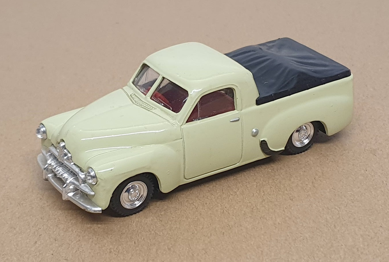 Trax 1/43 Scale Diecast 8002 - FJ Holden Utility Truck - Very Pale Green