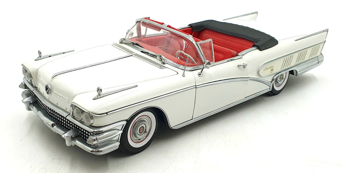 Sun Star 1/18 Scale Diecast 4812 - 1958 Buick Limited Convertible Glacier White