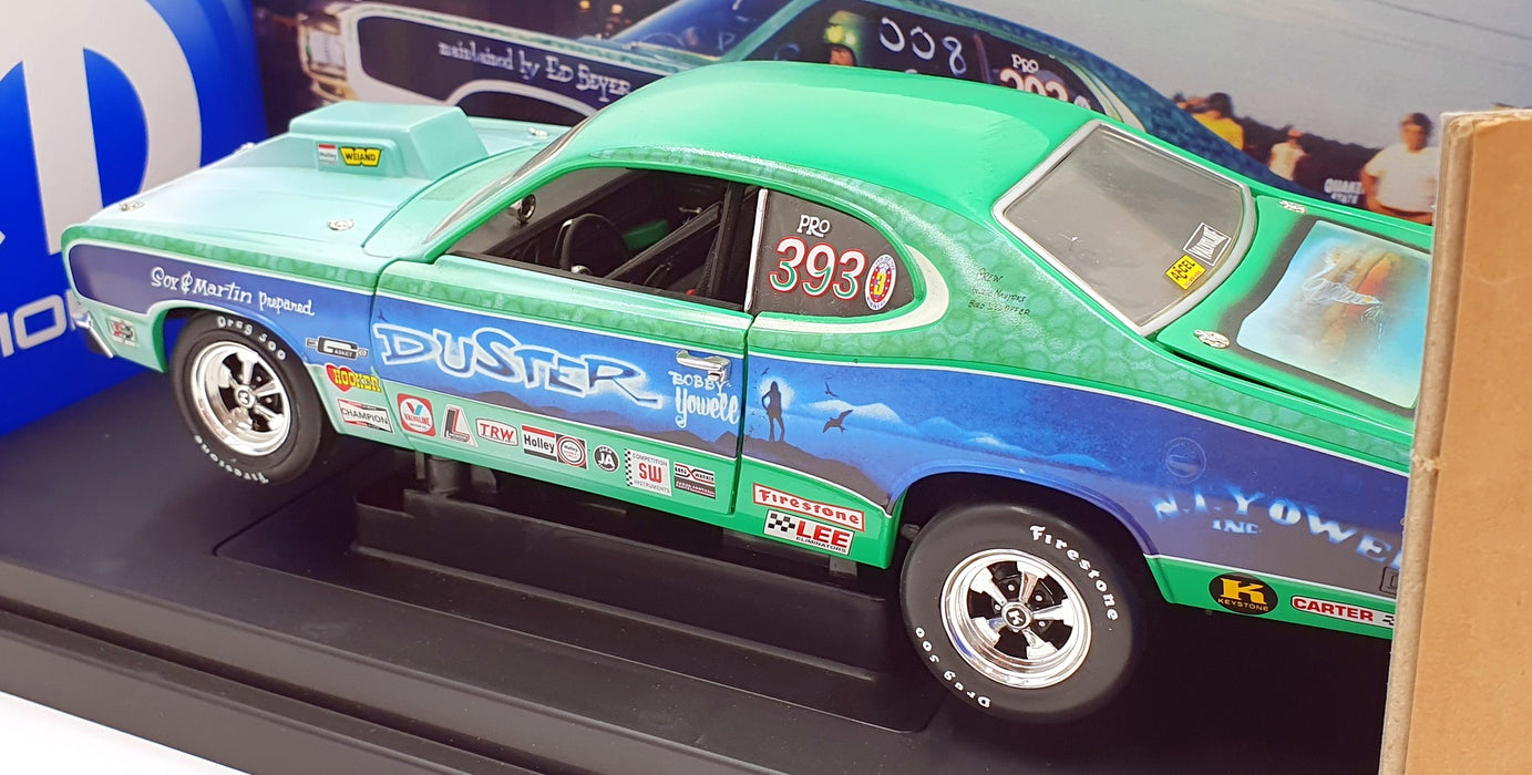 Ertl 1/18 Scale Diecast 29327P - 1971 Plymouth Duster Bobby Yowell #393